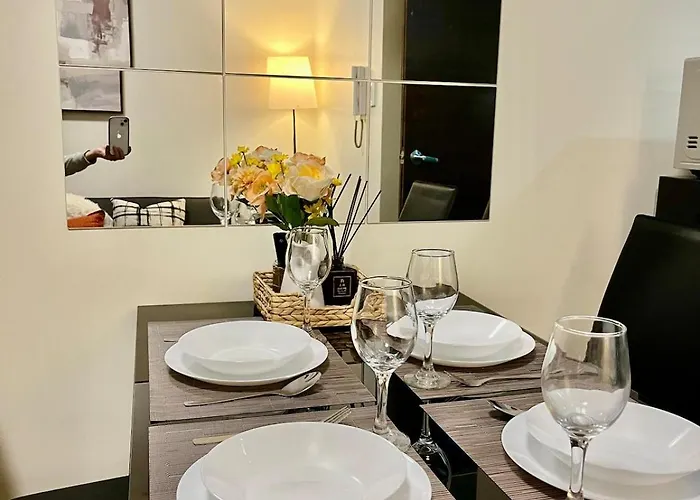 Makati Elegant 1br- Air Residences Near Ayala *