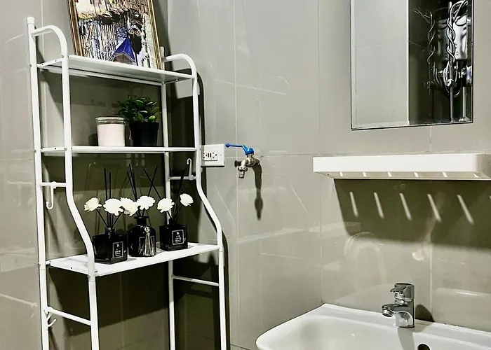 Makati Elegant 1br- Air Residences Near Ayala *